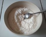 Foto langkah ke 3 dari resep Bolu Kukus Ombre.
