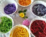 A picture of step 4 of Rainbow Noodles.