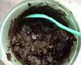 Foto langkah ke 2 dari resep Chocolate cornflakes - coklat emping jagung.
