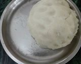 A picture of step 3 of Crunchy Sweet Balls.