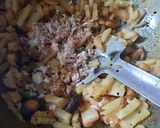 মূলো ঘন্ট(Mulo ghonto recipe in Bengali) রেসিপির ধাপ 2 ছবি