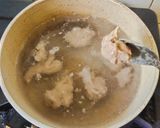 Foto langkah ke 2 dari resep Sup Bakso Wortel Gambas simpel.