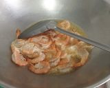 Foto langkah ke 1 dari resep Udang saus inggris.