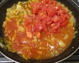 Fűszeres algériai shakshuka 🇩🇿 buggyantott tojással 🥚🍅 recept fázis 5 fotója