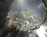 গার্লিক হ্যাসেল সেলবেক (garlic hassle back potatoes recipe in Bengali) রেসিপির ধাপ 2 ছবি