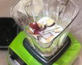 A picture of step 4 of Apple smoothie.