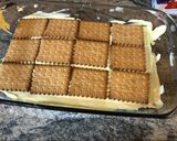 Φωτογραφία βήματος 3 της συνταγής Εύκολη κρέμα με παστελλάκι χαρουπόμελο φιστίκια και καραμέλα
