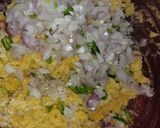A picture of step 2 of Cornflakes Pohe Pakode.