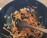 Foto langkah ke 2 dari resep Bihun goreng wortel.