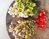 Hình bước làm 2 của món Sườn non chay sốt me