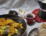 Persian Scrambled eggs with Feta Cheese and Dillپنیر برشته گیلانی recipe step 8 photo