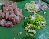 Foto langkah ke 1 dari resep Nasi Goreng Ayam.