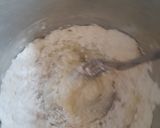 Foto del paso 4 de la receta: Bizcochuelo de limón con glasé súper esponjoso