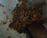 A picture of step 3 of Schezwan upma with veg bonda Manchurian.