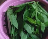 Foto langkah ke 1 dari resep Sayur Daun singkong Jantung pisang.