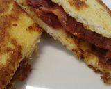 A picture of step 3 of French toast and bacon breakfast.