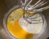 Foto langkah ke 3 dari resep Bolu Kukus Alpukat.