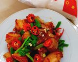 Hình bước làm 1 của món Thịt rang cháy cạnh