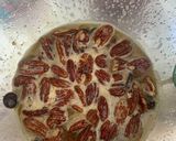 Hình bước làm 4 của món Brownies Hồ Đào Đường Nâu - Pecan Pie Brownies