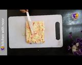 A picture of step 2 of Club sandwich.