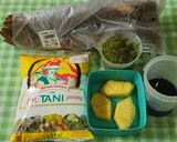 Foto langkah ke 1 dari resep Cenil Singkong Bunga Telang (Buah dan Sayur).