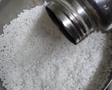 A picture of step 2 of Sabudana Khichdi.
