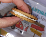 Foto del paso 3 de la receta: Galletitas rellenas de ricota y miel