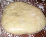 A picture of step 1 of Sunshine caramel apple pie.