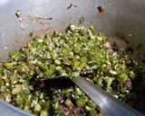 A picture of step 2 of Bindi ki sabji.