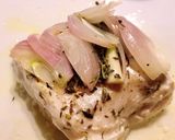 Hình bước làm 3 của món Papillote De Cabillaud - Cá Tuyết Gói Giấy Đút Lò Với Lá Thơm Provence & Dầu Olive
