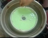 Foto langkah ke 8 dari resep Bolu Pandan Putih Telur.