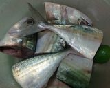 Foto langkah ke 1 dari resep Ikan goreng balado.