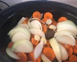 Foto del paso 3 de la receta: Osobuco al tinto en olla de cocción lenta