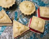 A picture of step 10 of Cup pies.