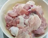 รูปขั้นตอนการทำที่ 2 ของ แกงพริกไก่ใส่ฟักทอง