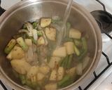Foto del paso 3 de la receta: Sopa crema de espárragos y papa vegan