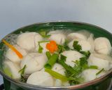 Foto langkah ke 4 dari resep "Sop Bening Bakso Ikan & Aneka Sayuran".