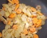 A picture of step 3 of Fresh Amla and Turmeric Thecha (chutney).