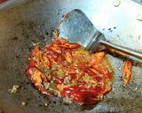 Foto langkah ke 4 dari resep Tumis Sawi Putih, Kubis, Tahu, dan Telur.