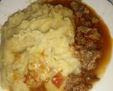 A picture of step 5 of Mashed bananas with beef stew.