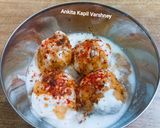 A picture of step 6 of Dahi Vada.
