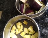 A picture of step 2 of Methi sabji or methi shaak.