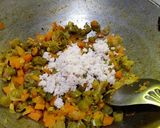 A picture of step 6 of French beans curry.