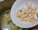 Hình bước làm 3 của món Cách nấu súp gà tại nhà ngon như ngoài hàng
