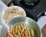 Foto langkah ke 8 dari resep Stik singkong.