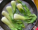 A picture of step 4 of Bokchoy & Shitake Mushrooms.