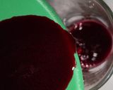 Foto langkah ke 2 dari resep Red Velvet Beet Milk.