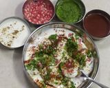 A picture of step 6 of Urad dal dahi bhalla.