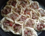 A picture of step 5 of Meat-Stuffed Honeycomb Bread (Lahmeh bil Ajeen).