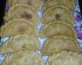 Foto del paso 6 de la receta: Empanaditas express de pollo y arvejas fritas 😁!!